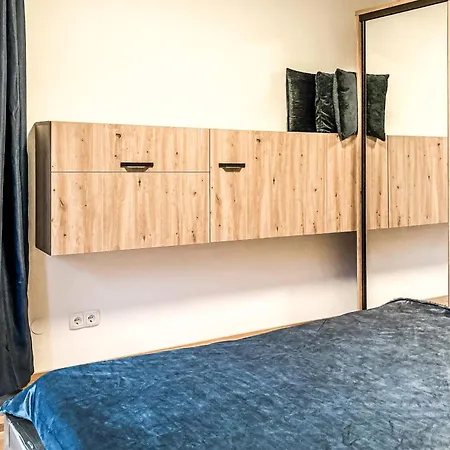 Apartment Andrea 7 By Smr Close To Gondola