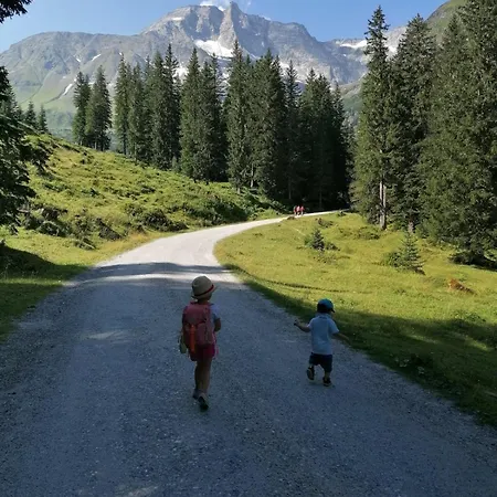 Andrea 7 By Smr Close To Gondola *