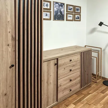 Andrea 7 By Smr Close To Gondola Rauris